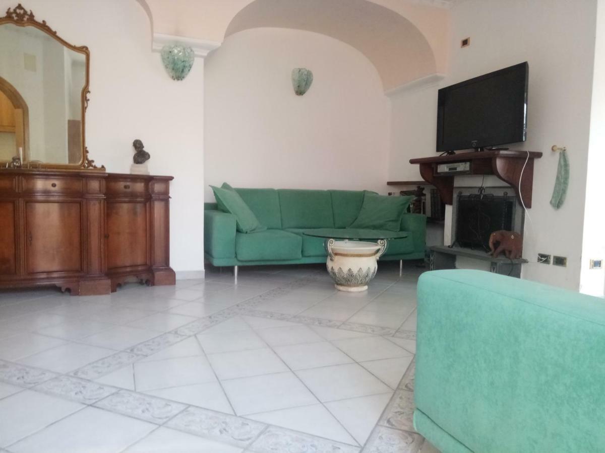 Villa Pithecusa Ischia Bagian luar foto