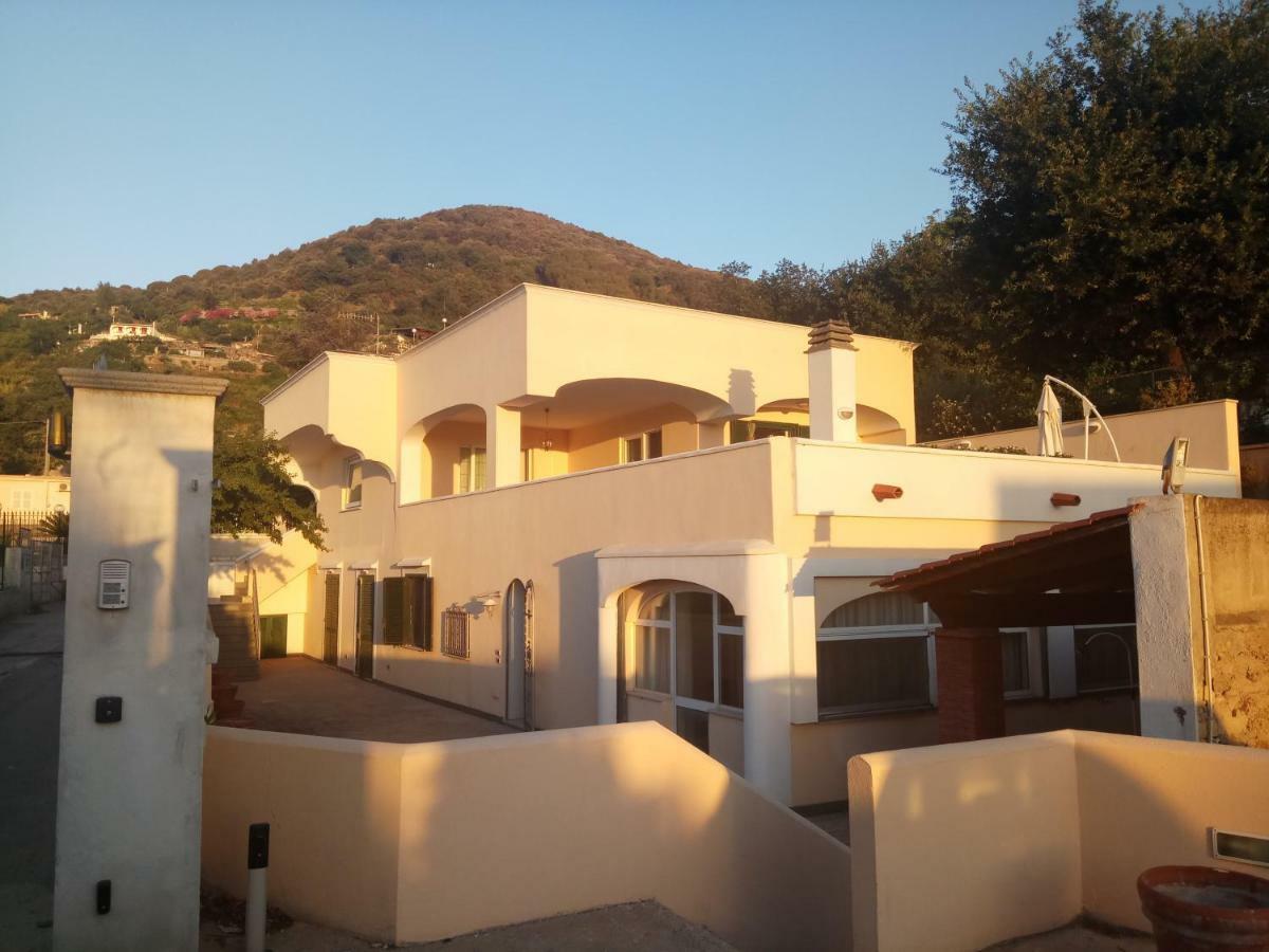 Villa Pithecusa Ischia Bagian luar foto